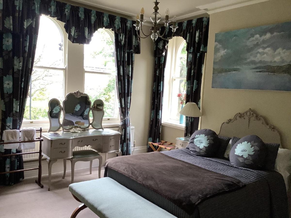 Bed and Breakfast Alexandra Court à Harrogate Extérieur photo